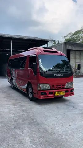 Ready unit dijual Isuzu Elf 2015 info selengkapnya 081381994123