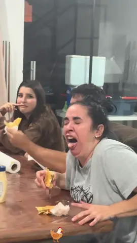 Chicken head food parody🤣#funnytiktok #funnyprank #prankvideo #comedy #usa 