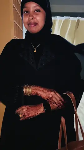 GAALKACYO🤍galkio waa maglo fac wayn wana maglda bartamaha u aha dalkeena hooyo ee soomlia waa magalo ay wada dagan ehel somaliyeed waxa ka taliya labo mamul gobaleed waa maglo dhanka dhaqalha,waxbarshda,dhakhatirta ku fcn lkn wax ka jirta Dhib yar oo dhex taal ehelda wada daga taso sababysa in hormarka mgldu usan xawli noqon oo gaab galo lkn galkio waa mglo dhismysa qurx badn bulsho wangsn Dagan u aha dhibtu dalko dhan bay ka jirta galkio dalky ka mid thy allah no hagajiyo dalka 🤲#galkio_mudug_puntland_somalia #hooyosomaliyeed🇸🇴🥰 #somliyad🇸🇴👸 #libinyasen🎥 @Omar 🦂 