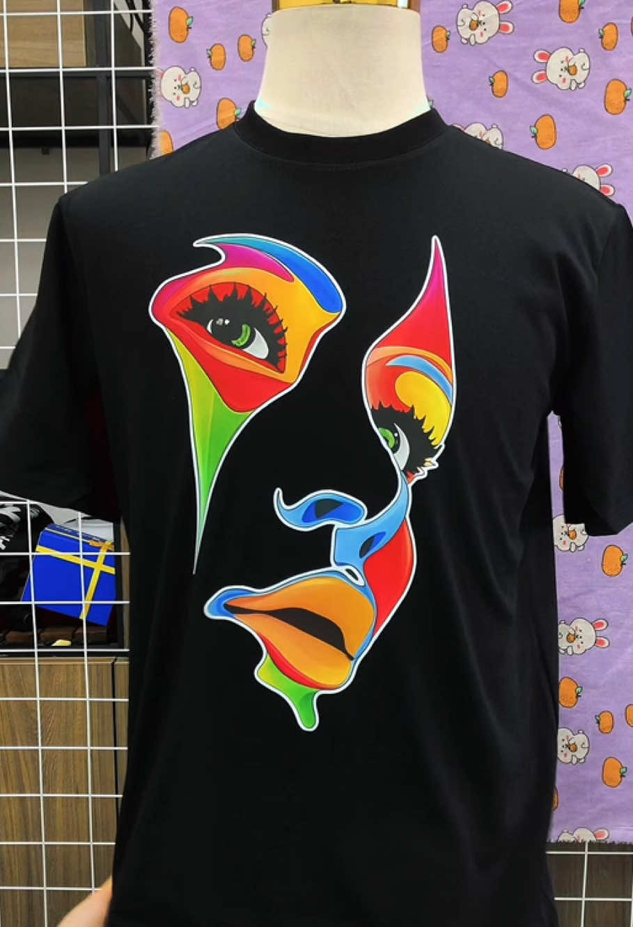 Colorful Abstract Face Art Print T-Shirt 