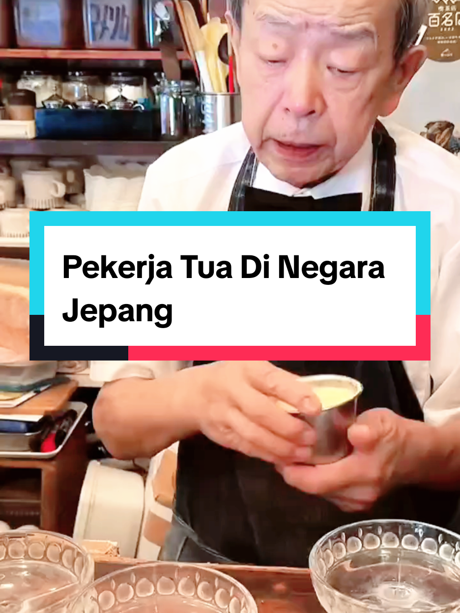 Pekerja Tua Di Negara Jepang #PekerjaJepang #OrangTuaBekerja #JepangUnik #InspirasiHidup #FYP 
