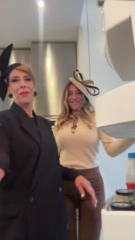 @Helene in Paris Official Je m’en suis sortie avec le montage ou pas ???