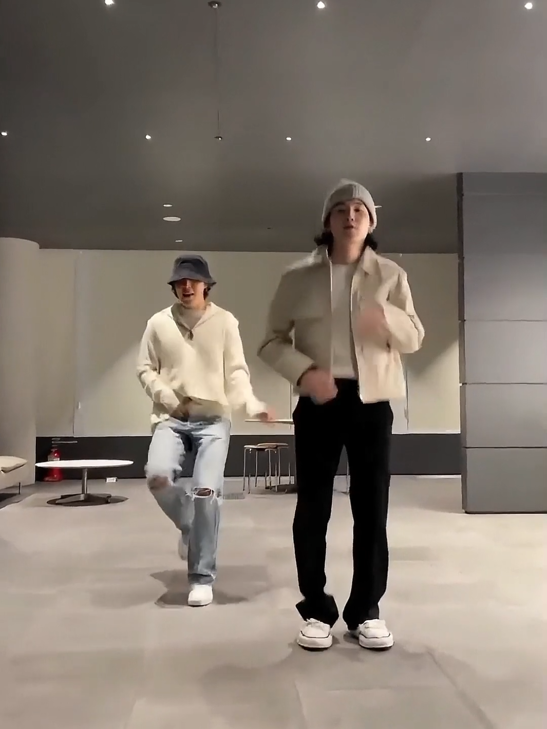 eski bi videom tekrar paylaşıyorum #bangtan #bts #hoseok #yoongi #jimin #taehyung #jungkook 