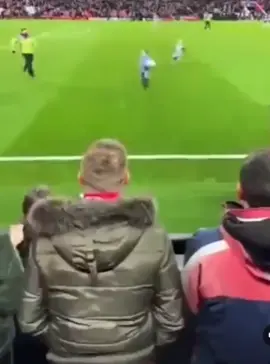 Kid steals the ball and outruns security, core memory unlocked.  Follow for more 😎  #security #Soccer #football #lit #kid 