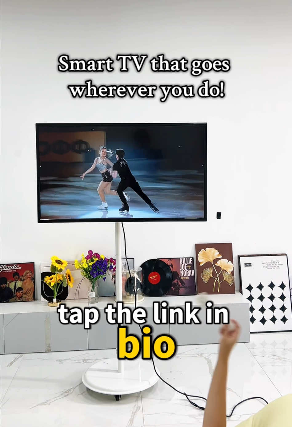 😚43inch &32inch portable smart tv all my obsession 😘move from room to room 🤩watch my show on the go 🤗🤗🤗#tv #smarttv #spotlightfinds #mwe #tiktokshop 