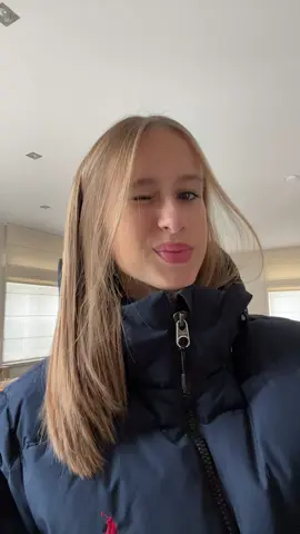 #winterfashion #ralphlauren #viraal #fyp #goviral niet mijn jas!! Maar ik ga hem wel stelen ;)