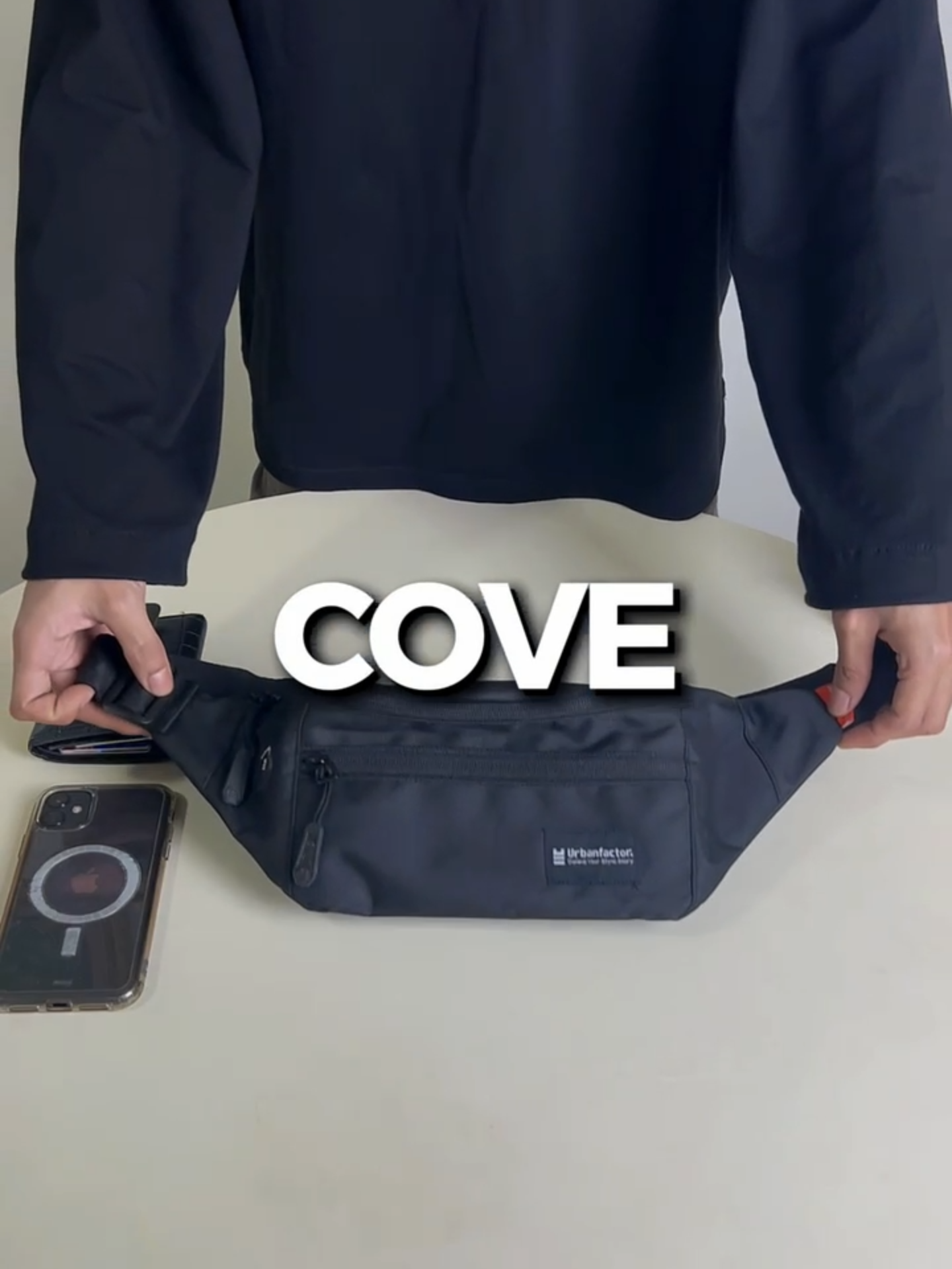 Rahasia tampil keren tanpa ribet? Jawabannya: Cove Sling Bag dari Urban Factor 🔥 @urbanfactorid #urbanfactor #urbaners #tascowok #simple #taskerjakampus