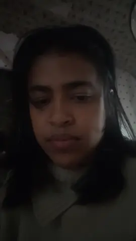 “Passei a madrugada inteira cuidando do meu filho com resfriado e bronquite, mas ver ele finalmente dormir tranquilo fez tudo valer a pena 💛 #MãeEmSuperação #AmorDeMãe #CuidandoComAmor #MaternidadeReal #NoitesSemDormir 