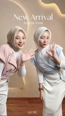 New Arrival 💕 Aruvia Vest – model terbaru dari Secre! Nge-crop, manis, dan warnanya gemes banget 😍 Siap jadi andalan OOTD kamu 💫 #vestwanita #outfitwanita #fashiontiktok #secreid #aruviavest 