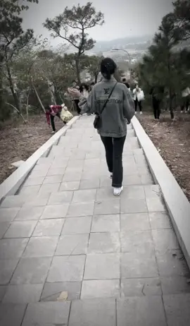 Ngày người đi mưa phún lối 