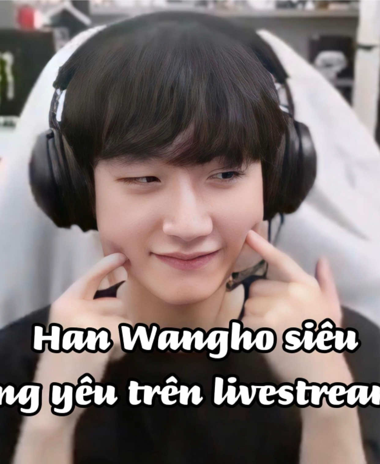 🍊🥜 𝐏𝐞𝐚𝐧𝐮𝐭 𝐋𝐢𝐯𝐞𝐬𝐭𝐫𝐞𝐚𝐦’𝐬 𝐦𝐨𝐦𝐞𝐧𝐭  Tổng hợp một số khoảnh khắc siêu đáng yêu của Wangho khi livestream. Xem stream của Wangho thì không lo nhàm chán vì nó ê hề content ㅋㅋㅋㅋㅋㅋㅋㅋ #PEANUT #HLE 우리왕호 ! 