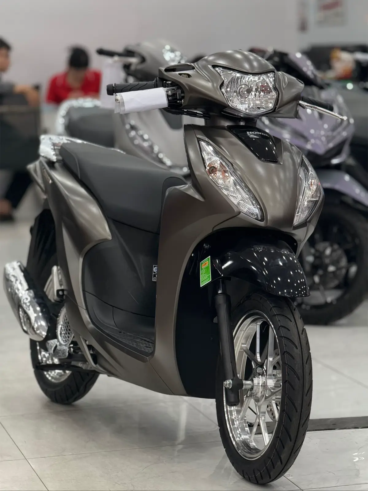 Honda vision 2025 đặc biệt nâu đồng #honda #xuhuong #viral #xedovietnam #vision2025 #xemaytragop #visionđacbiet 