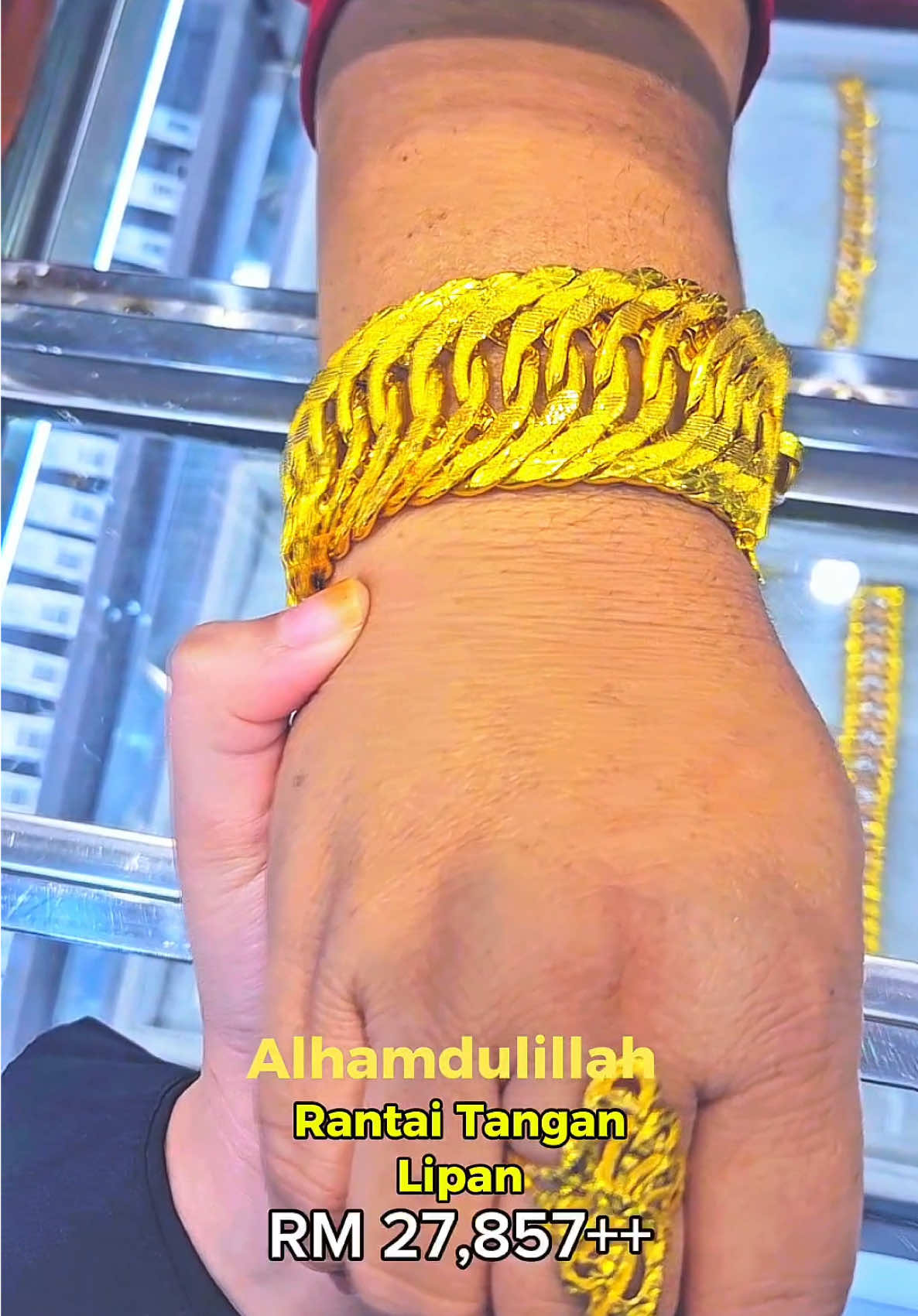 Alhamdulillah sold  RT Lipan💕 terima kasih akak sayang✨, cantik sungguh bila dah sarung 🫶#fyp #emas916 #emasoriginal916 #emasviral #fyppppppppppppppppppppppp 