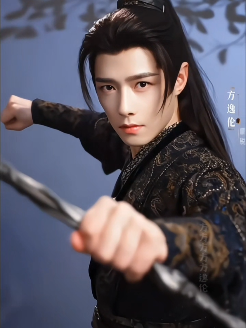 เหมิงรุ่ยท่านจะหล่อเกินไปแล้วนะ🥰🥰🥰#ฟางอี้หลุน #方逸伦alenfang #fangyilun #方方方方方逸伦 