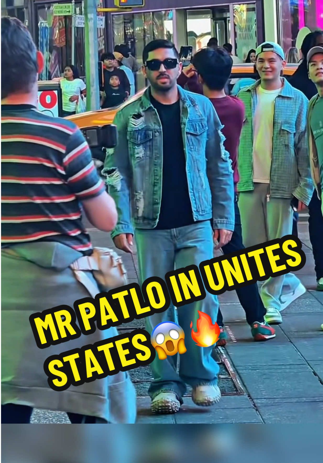 uSA Me Patlo Ka Grand Welcome😱🔥 #unitedstates #mrpatlo #welcome #newyork #timesquare 