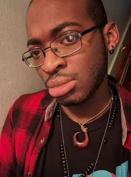 This is definitely giving every rain scene in a romance story vibe