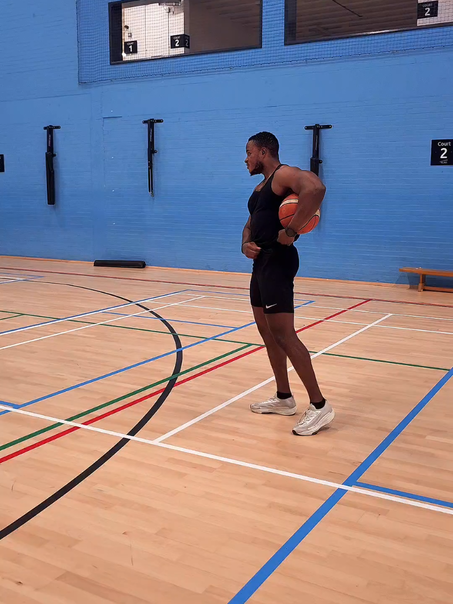 Rate my Potential... but be nice  😂🤣🤣 #basketball #sport #beginner #Fitness #newhobby 