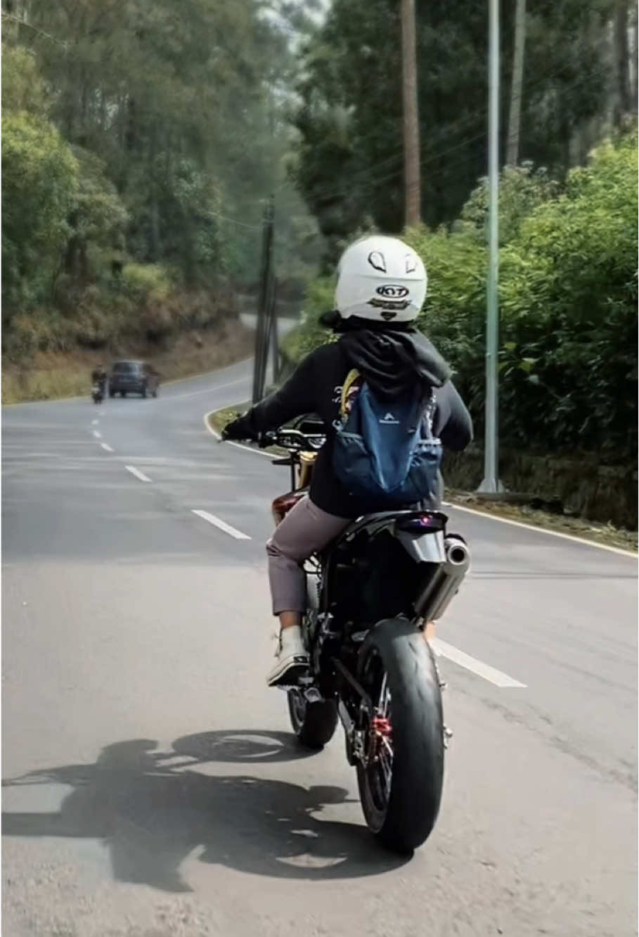 kasi aku temen cwe suka motor jugak🫴🏻 #crf150l #supermotoherex #xyzcbaa #fyp 