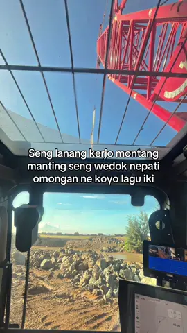 😇 #opratorcraneindonesia #alatberatindonesia #fyp 