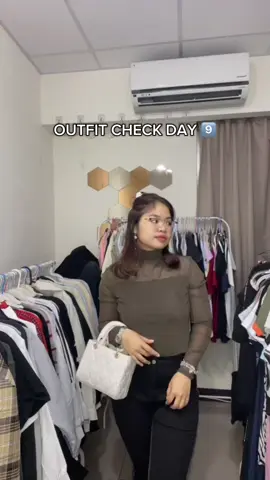 Outfit dayyy huhuuu cakep bangett 😭😭 sukaaa?? Yukk diorder masuk wawa atau dm tiktok yahh 🥰🥰 #onlineshoptaiwan🇹🇼 #onlineshoptaiwan🇹🇼🇮🇩 #tokobaju #fakebodyy⚠️ #fakebodyy⚠️ 