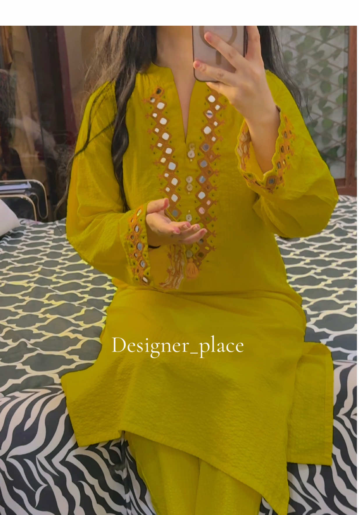 Tun b mitha he daadha mekun 🫶🏻  #foryou #foryoupage #tiktokteamplzzzunfreezmyacoount🥺🥺 #instagram #designerplace 