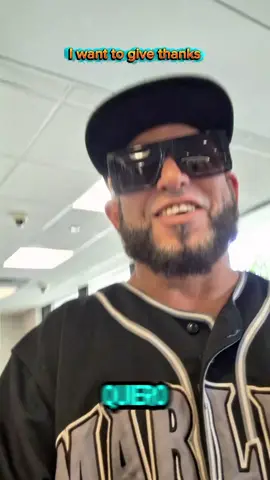 Gracias a todos los que me enviaron mensajes o r3cordaronbde mi cumpleaños esta semana Dios Los Bendiga Mucho no estoy quitado sino reorganizando #johnnyfarennews 