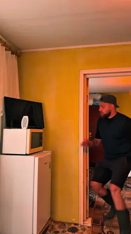 @Cezar Alexa @Albert Vieru @Marian Mariutei 