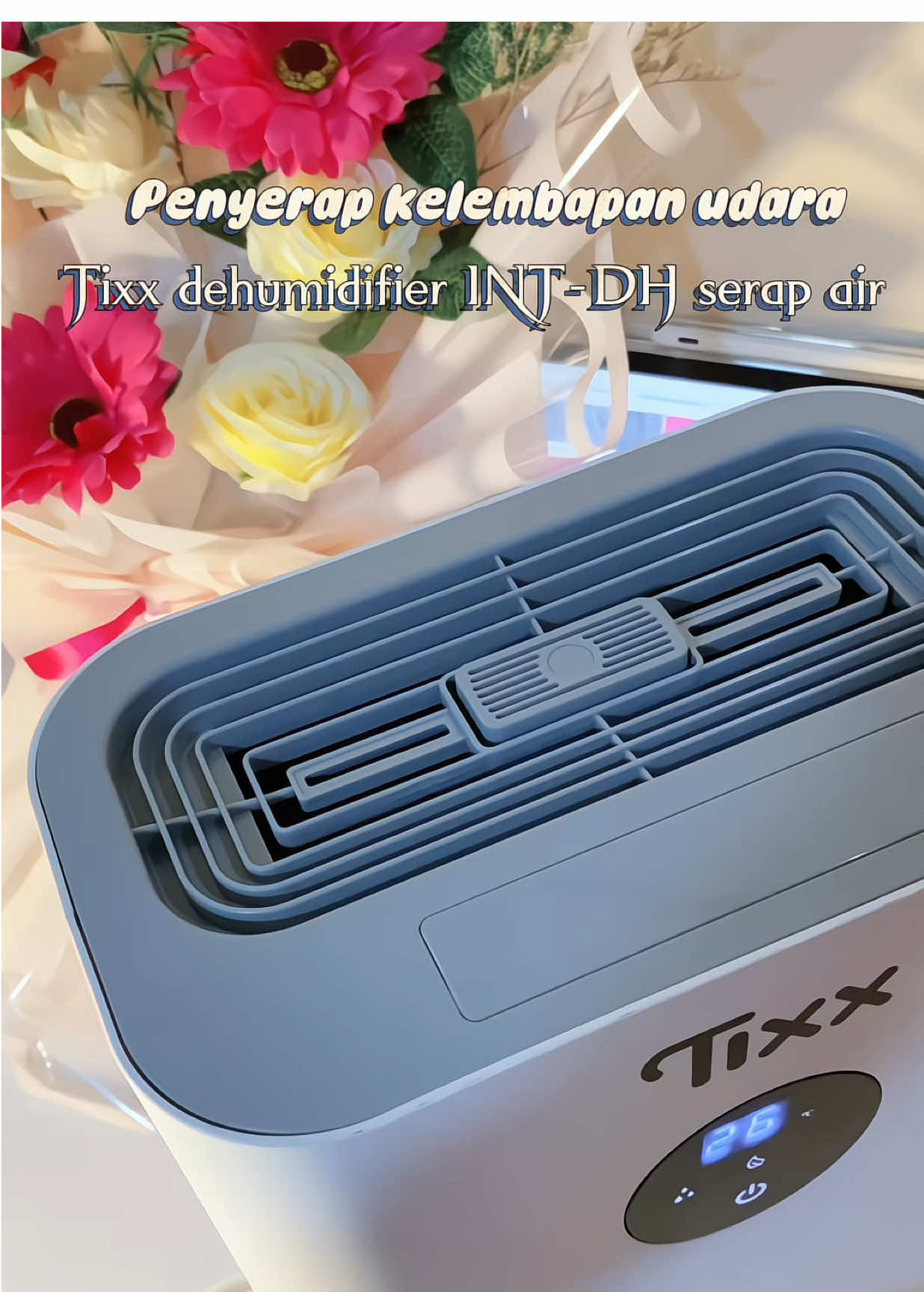 Solusi banget yang punya ruangan selalu lembab🤩#tixx #tixxdehumidifier #dehumidifier 