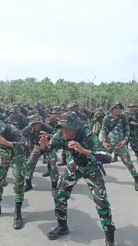 Tak bersenjata pun mampu 826 terbaik! 