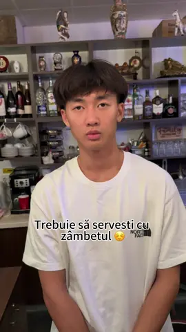 “Serviciu zâmbitor” 😊 😂 #fyp 
