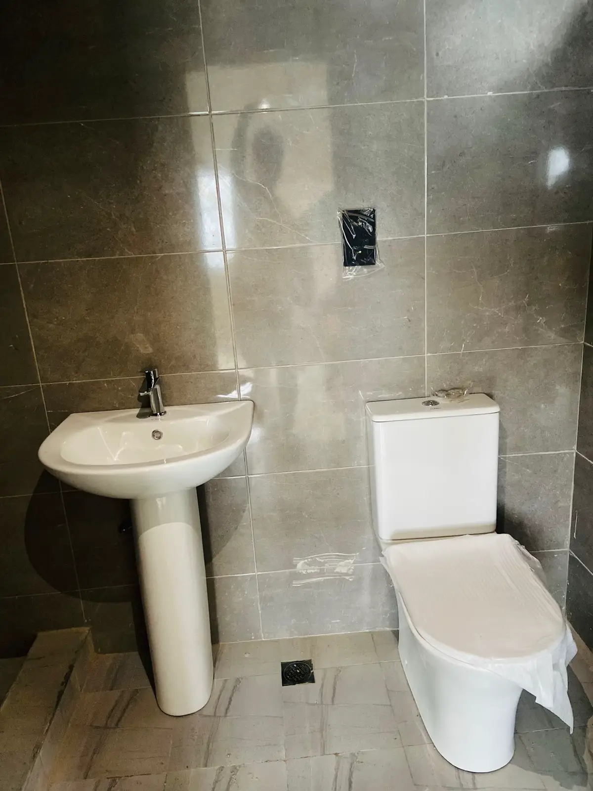 #ghplumbing🇬🇭🇬🇭 #100kviews  #washroom #creatorsearchinsights 