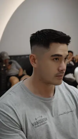 Kiểu tóc armani cho những ai thích sự đơn giản và lịch lãm  Đặt biệt là những ai thích thể thao thì kiểu #armani là một sự lựa chọn tuyệt vời Phần mái làm phồng phần đỉnh đầu tạo #form vuông cân đối không bị bung chỉa  #armani #tocarmani  #địnhhinhformtoc 