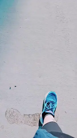 👋  Got my 2 miles in as the sun came up. ☀️ Your goals don't care about your circumstances. They just want you to show up. 👉 What's ONE thing you're doing today to move your body?  Drop it in the comments 👇 Let's hold each other accountable.  #Mindset #FitnessJourney #NoExcuses #GetFitWithNikki #WeightLossJourney 