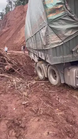 Ký sự đường 8 😂