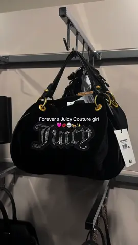 Why is TKMAX literally the best for Juicy couture!!!  #juicycouture #2000s #tjmaxx #darkfeminine #parishilton 