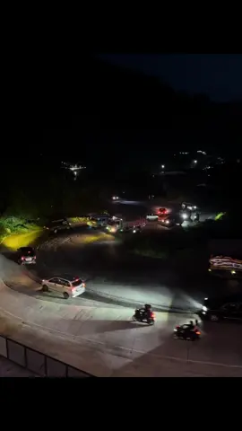 jalan lintas sumut yang tidak pernah sepi.   #sumut #berastagi 