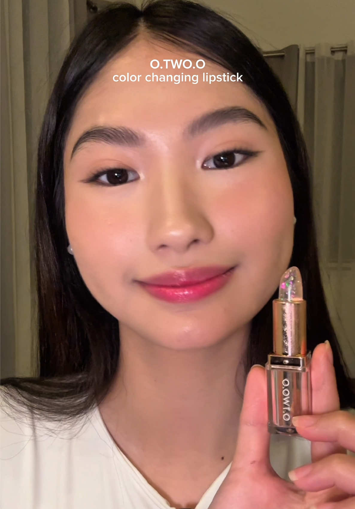 color adapting lip balm 💕#lippie#colorchanging#otwoophbeauty#otwoopinkbubble#otwoo