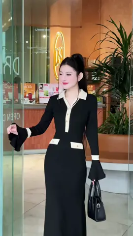 •Không so đo với năm tháng ,mỗi khắc đều là thanh xuân 🥂 Body trễ vai viền bèo !!! #xuhuongtiktok 
