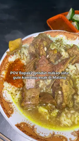 Makn sate gule kambing enak di Malang Sate gule Sawahan Jl. Yulius Usman No 38 Malang