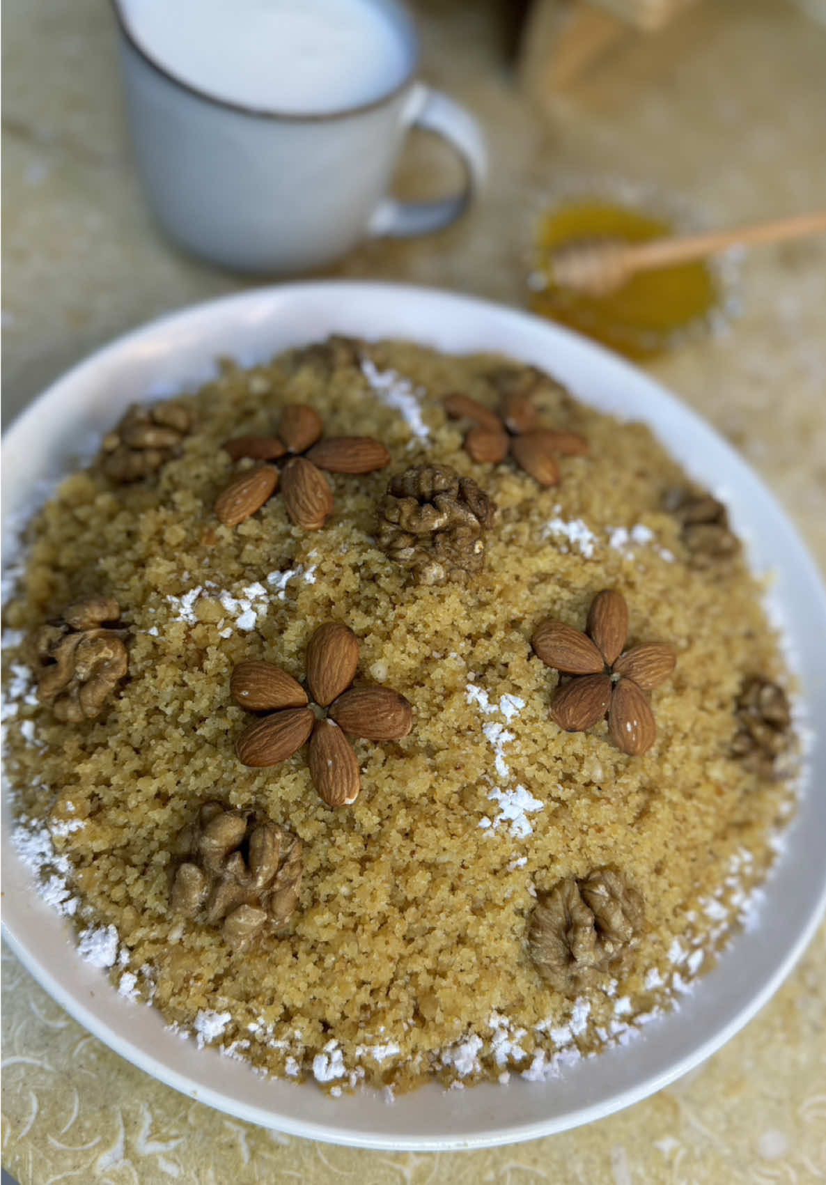 الرفيس القسنطيني بأسهل طريقة للمناسبات والأفراح بزاف بنين😋 لي معجباتوش الوصفة يعطيني طريقتو 🤔 #الرفيس_القسنطيني#وصفات_جزائرية_تقليدية#وصفات_شاف_صلاح_الباتني#سهل_وسريع #حلويات 