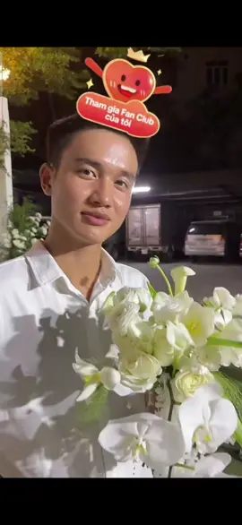 Làm vợ anh nhé, anh có một vòng tay đủ rộng #lailacuongday 