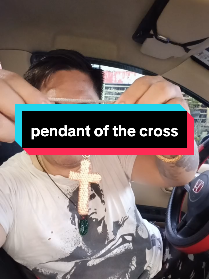 car hanging pendant creative rearview mirror hanging new style decoration pendant cross car #pendantofthecross #crosspendant #tiktokviralvideos #titokfyp #tiktokshopphilippines 