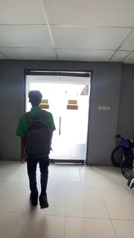 tiap hari naik pesawat mulu #gapuraangkasa #porter #aviation 