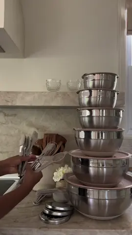 Linked in my Amazon storefront! This 26-piece stainless steel mixing bowl set is seriously a game changer 🙌 ✨ Stackable design for easy storage ✨ Built-in grater attachments ✨ Airtight lids + measuring tools ✨ Everything you need in one set! Let all things be done decently and in order. 1 Corinthians 14:40
