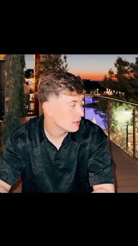 editi atmayı unuttum😔😔 @p0izi  #poizi #edit #keşfet #şarkı #keşfetbeniöneçıkar 