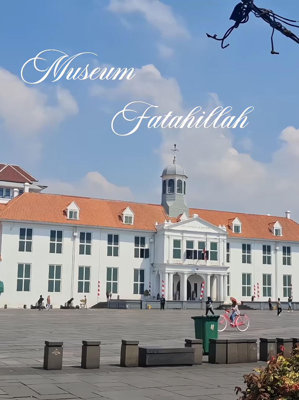 strolling around Museum Fatahillah 🏛 #museum #placetogo #fyp 