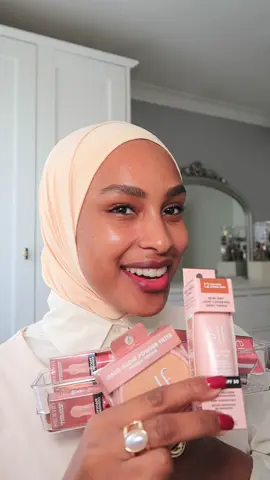 Makeup tutorial! Full face of @e.l.f. Cosmetics UK @e.l.f. Cosmetics  Halo Glow Skin Tint SPF 50 -shade 11 & 12  Halo Glow Contour Beauty Wand - Medium/tan  Camo Liquid Blush - Cheeky Lychee  Hydrating Camo Concealer- deep caramel  Halo Glow Blush Beauty Wand- pink me up , rose you slay  Glow Reviver Lip Oil- honey talks Glow Reviver Lip Oil Glimmer- crystal baller  Cream Glide Lip Liner- dark cocoa  Halo Glow Powder Filter- Medium Neutral & light warm