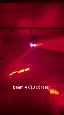 một đèn beam mà cho ra hiệu ứng như này luôn 