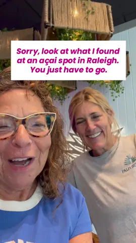 Stopped by Palm Berries in Downtown Raleigh and met the lovely Jessica💜 She brought this gem to Raleigh after falling in love with her first açaí bowl in North Carolina. 🌱 Fresh, healthy, antioxidant-packed, and gluten + dairy-free… açaí bowls are like ice cream’s guilt-free cousin 🍓 From classic blends to fun cookie & chocolate bowls, there’s something for everyone! Trust me—it’s so good you’ll want to come back again and again😍 📍Palm Berries, Seaboard Station, Raleigh 🥣 Come try your own bowl of goodness today! #AcaiBowls #HealthyEats #RaleighNC #FoodieAdventure #Superfoods
