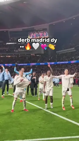 sandals darb madrid 🤍❤️🔥#realmadrid #re 